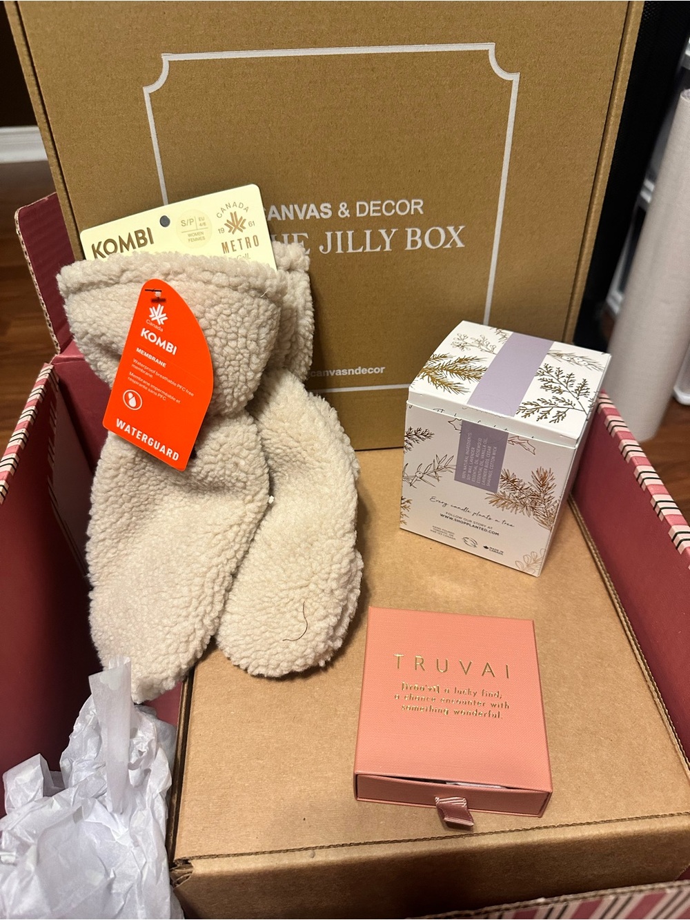 Christmas 2025 Jilly Box items